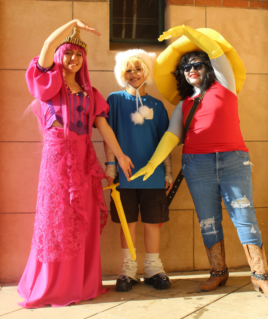 ft. Alex (@stamporoni13) and Aki (@goopsly) | photo cred: Ky (@kyisnthere)